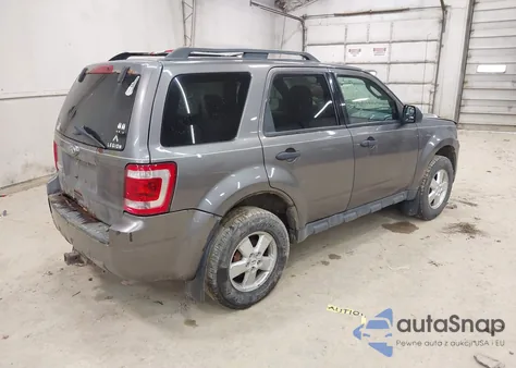 2012 Ford Escape Xlt z USA, uszkodzony, nr VIN 1FMCU9D71CKB28507